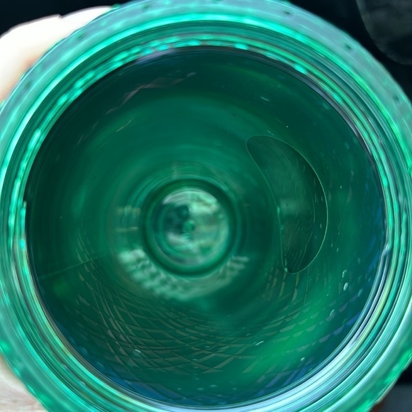Starbucks Jeweled Iridescent Green Winter 2021 Venti Tumbler 24oz. - Picture 7 of 8
